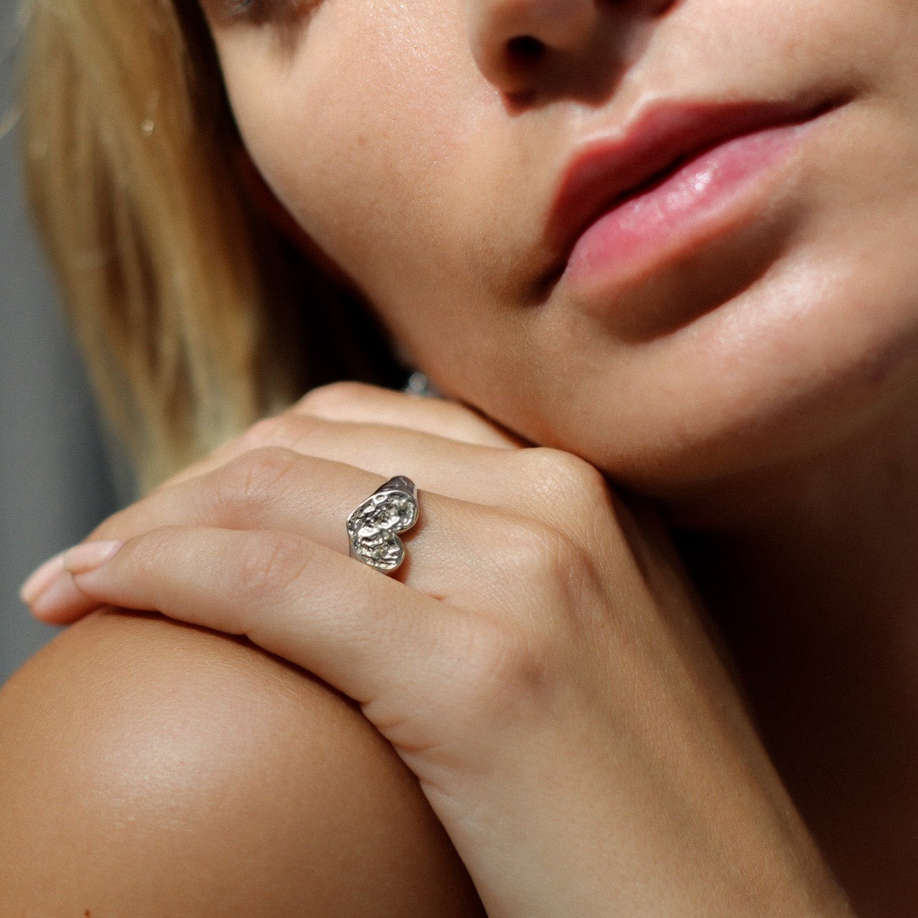 Heart Signet Ring - Silver - Aaria London
