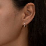 Elegant silver Riviera earring