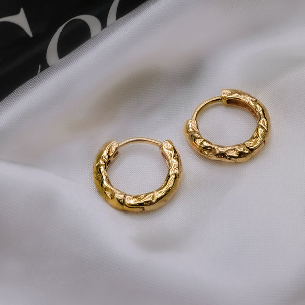 Aaria London Athena Huggies - Gold Earrings