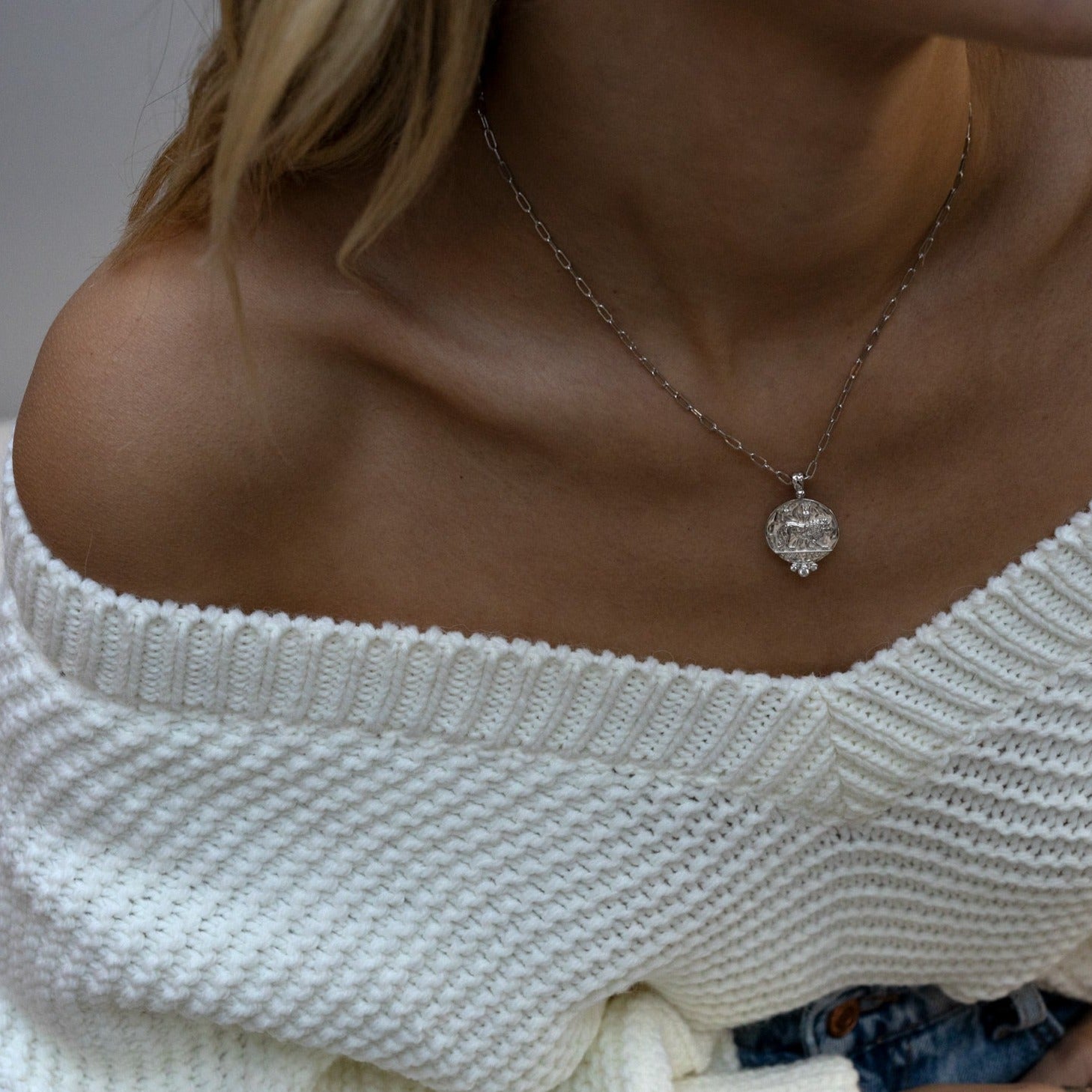 Clio Lion Necklace - Silver - Aaria London