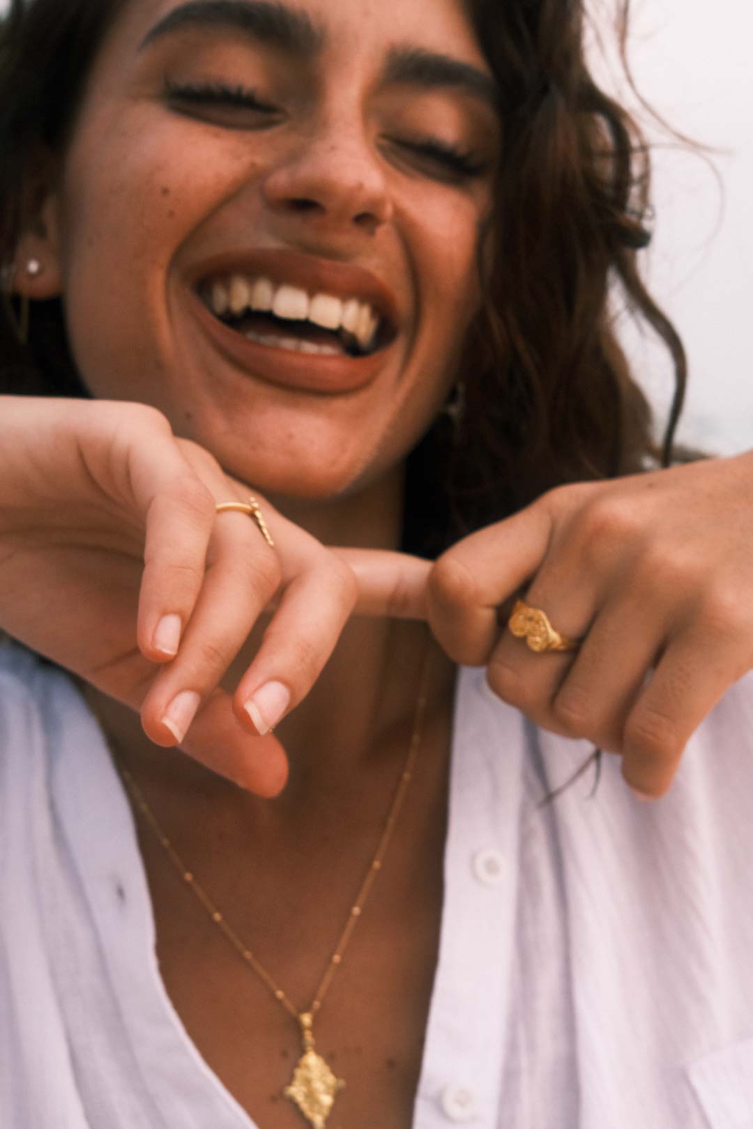 Heart Signet Ring - Gold - Aaria London