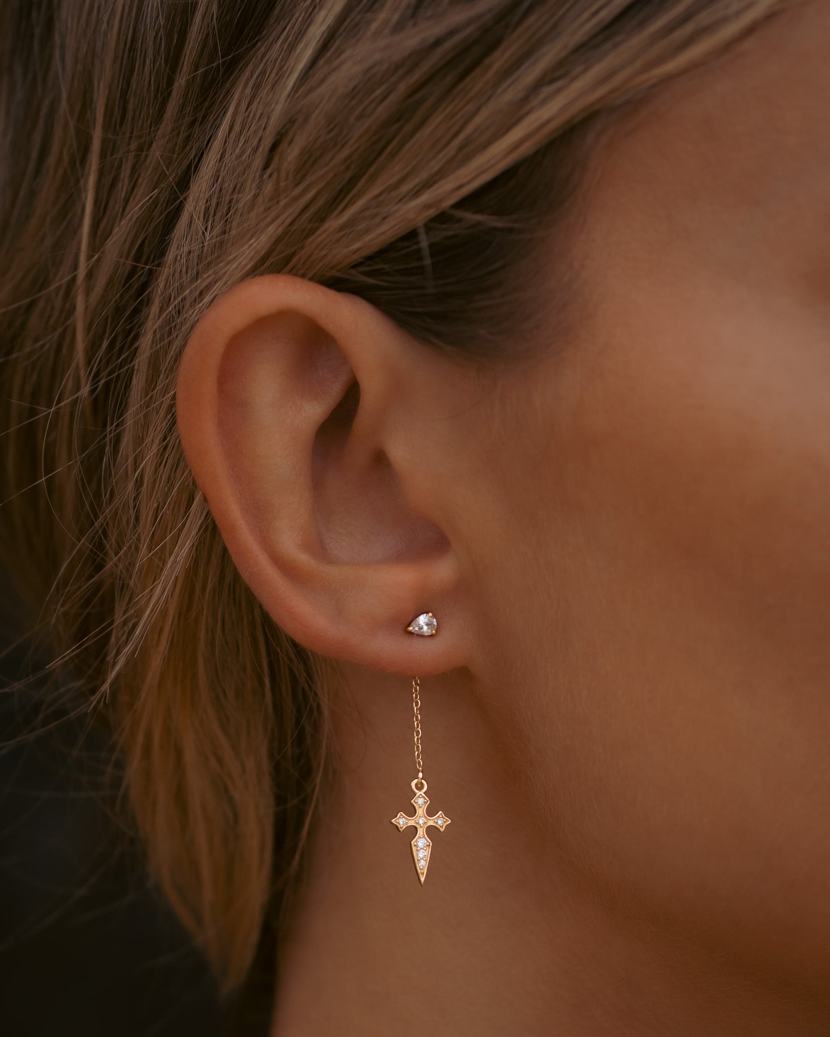 Naxos Chain Charm Earring