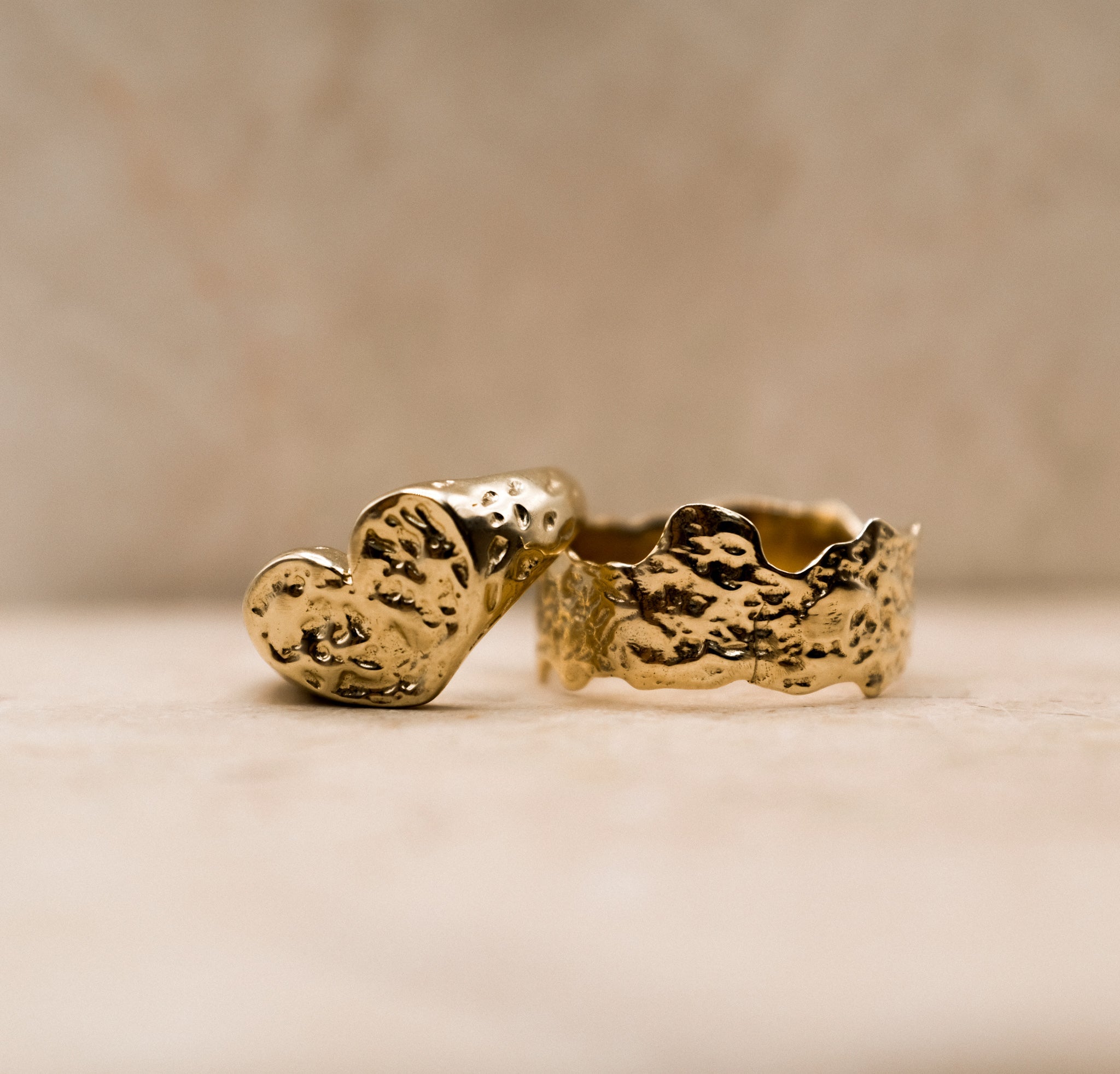 Heart Signet Ring - Gold - Aaria London