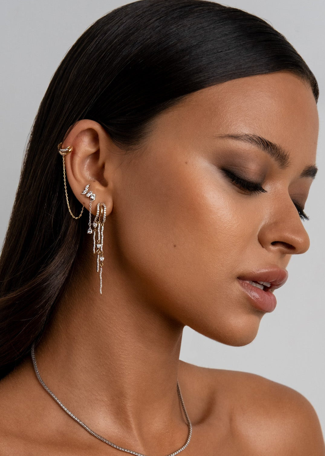 aarialondon-cascade-studioaarialondon-amaya-komodocuff-illusionearrings-gold-
