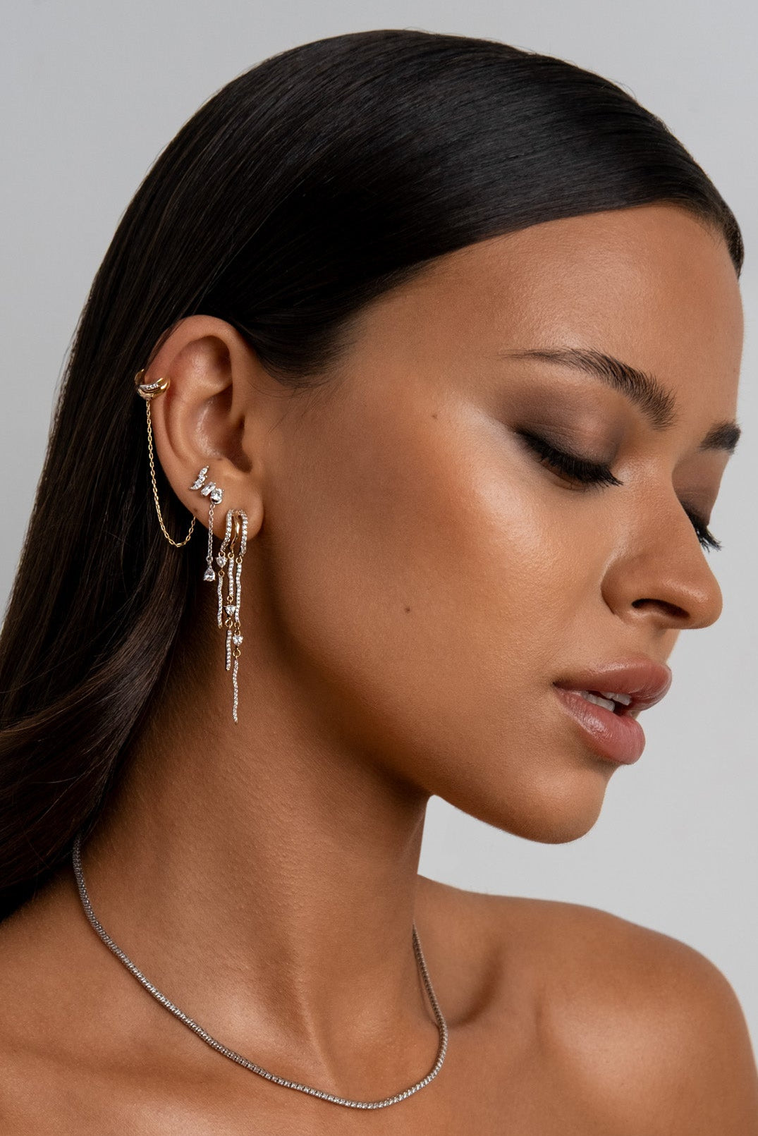 aarialondon-cascade-studioaarialondon-amaya-komodocuff-illusionearrings-gold-
