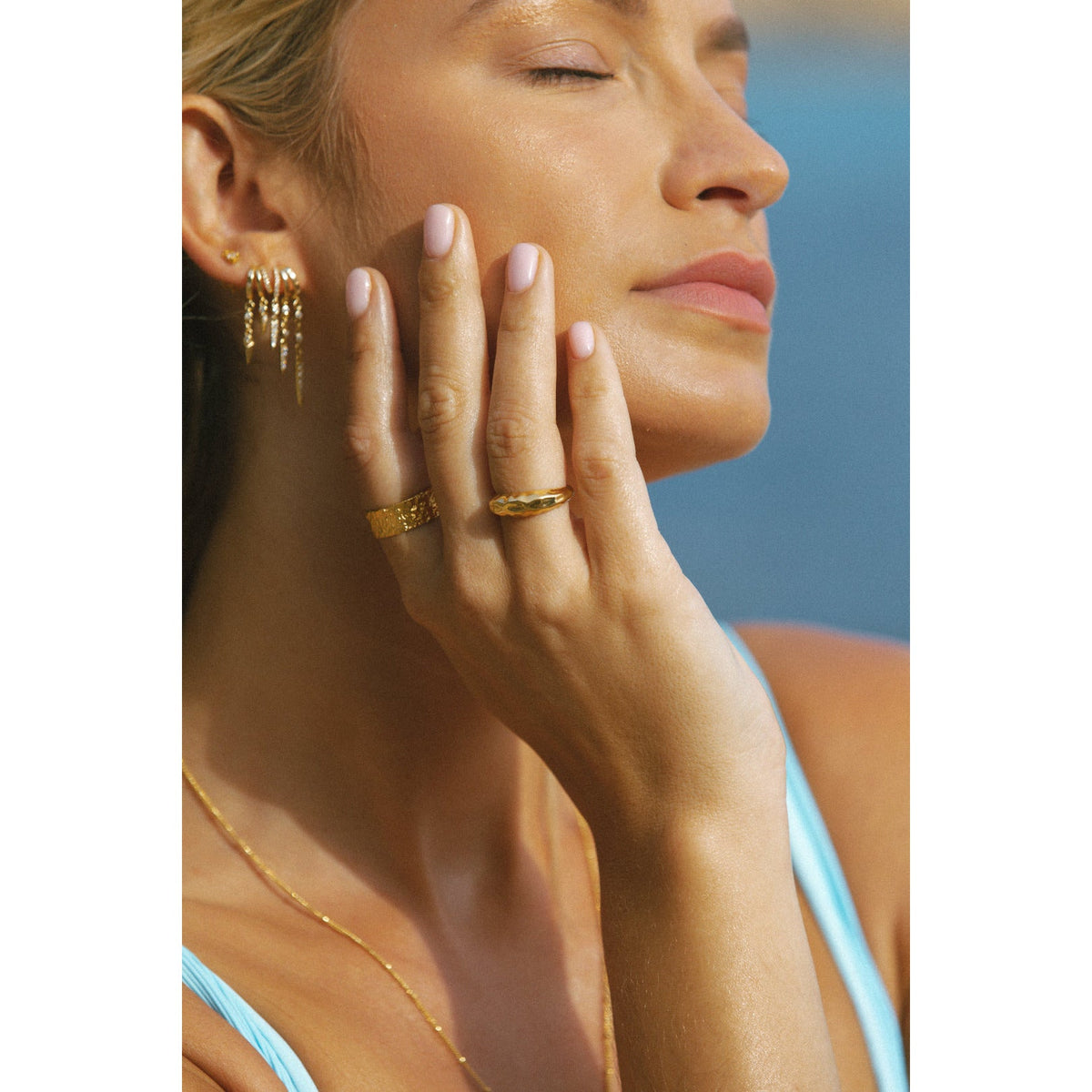 Athena Ring - Solid Gold - Aaria London